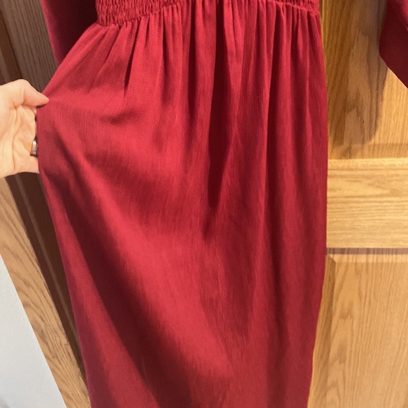 Deep red/wine flowy v-neck maxi dress - Picture 3 of 3